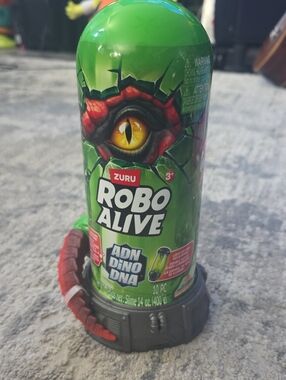 ZURU Robo Alive Green ADN Dino DNA Action Toy